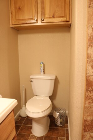 Main bathroom