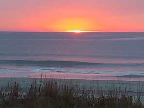 Morning sunrise from Rudie's Paradise deck