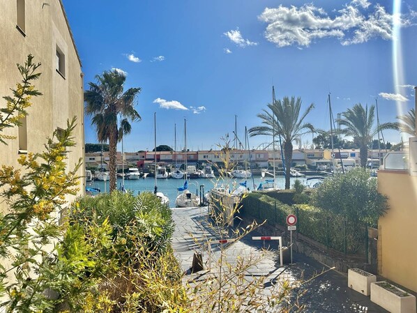 Marina