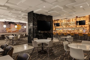 Bar (in der Unterkunft)