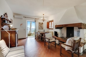 Living and dining room