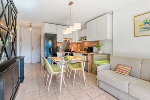 Living and dining room