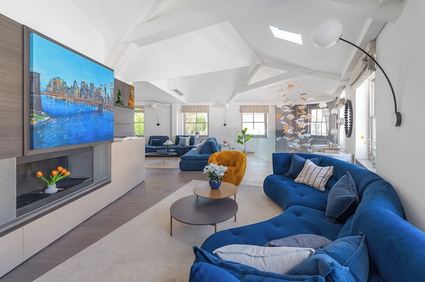 Living Room (1)