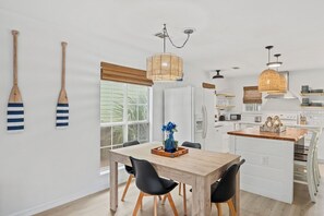 Connected living spaces for easy entertaining.