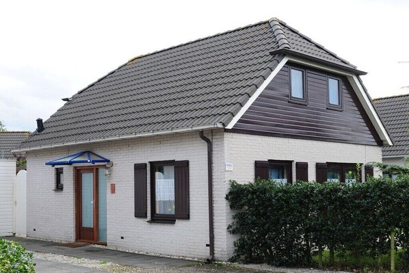 Holiday Home Exterior [summer]