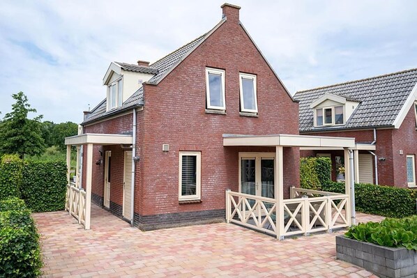 Holiday Home Exterior [summer]