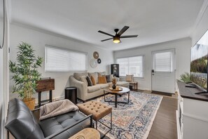 Living Room - Ceiling Fan
