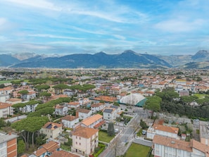 Daytime, Wohngebiet, Stadtgebiet, Vogelperspektive, Stadt, Nachbarschaft, Horizont, Landschaft, \"Stadt, Vorort