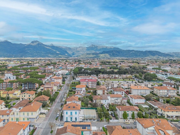 Daytime, Stadtgebiet, Wohngebiet, Stadt, Horizont, \"Stadt, Nachbarschaft, Landschaft, Hügel, Metropolitan Area