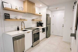 fully equipped kitchen