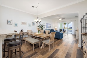 Renovated 3rd Floor Cinnamon Beach Condo