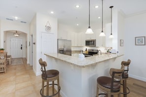 Beautiful Bright Kitchen with counter seating!