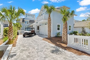 Front of Home with Golf Cart