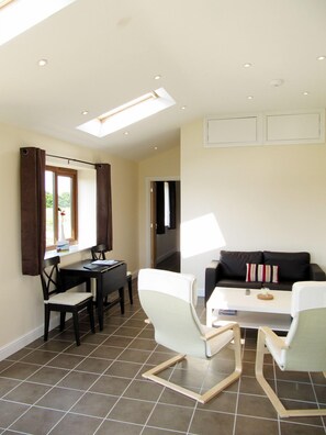 Living Room / Lounge