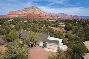 Breathtaking panoramic views of Sedona's iconic red rocks.