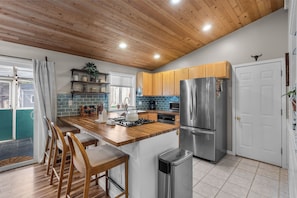 Boho Bungalow- kitchen