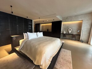 Abrazos Suite 2