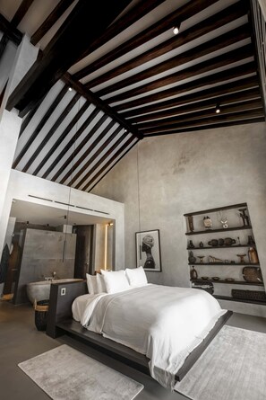 Abrazos Suite 4- King Bed