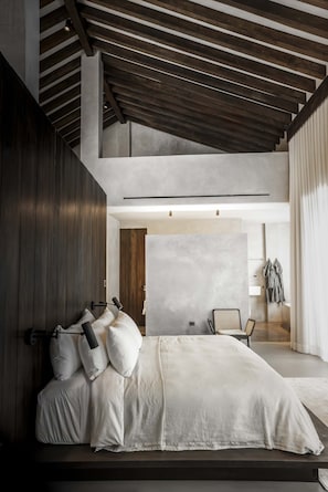 Abrazos Suite 5 with King Bed