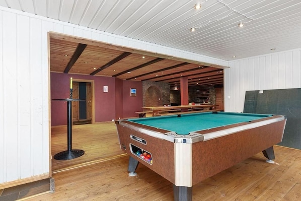 Spielezimmer
