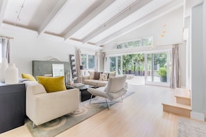 Bright living room with fireplace