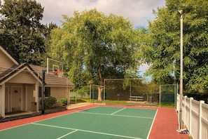 Sport court