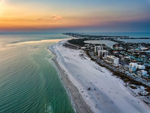 Enjoy peaceful bay views just minutes away, perfect for sunrise walks or sunset photo ops.