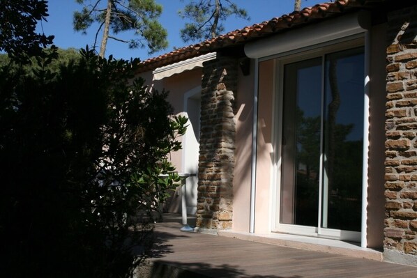 Exterior detail