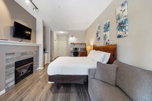 101B Living Room
