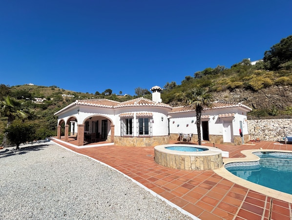 Casa Cerca del Sol