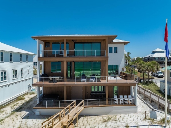 Rear Exterior, Private Beach Walkover!