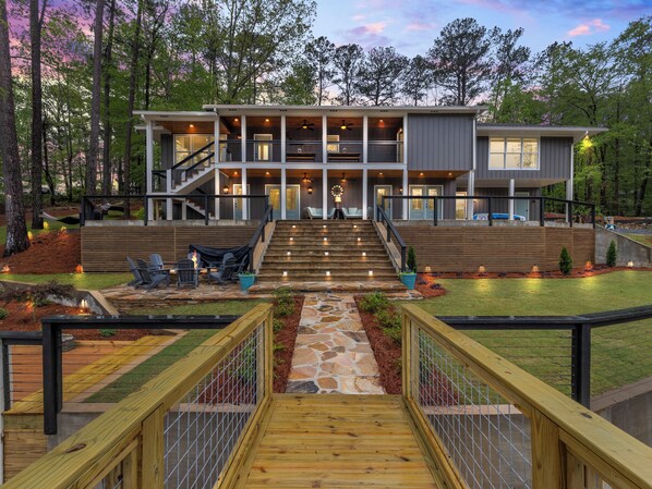 Welcome to Turtle Cove Retreat!!