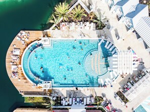 Splish Splash Pool - Family Pool