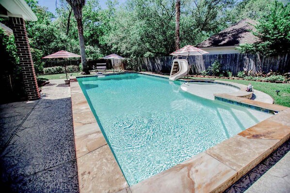 The sparkling outdoor pool is professionally maintained on a weekly basis and is ready for your enjoyment.