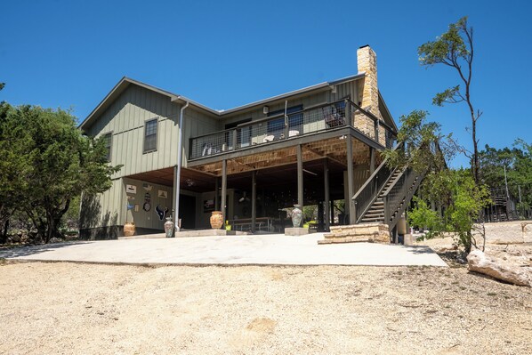 Front exterior view of house