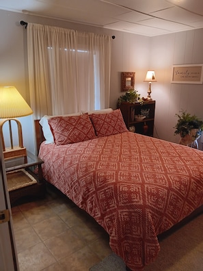 queen size bed