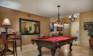 Spielezimmer