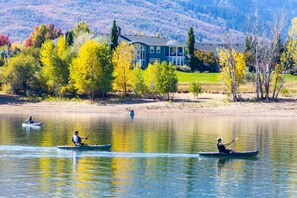 Kayak at Pineview Reservoir
