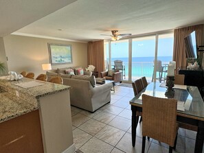 Unobstructed views! 