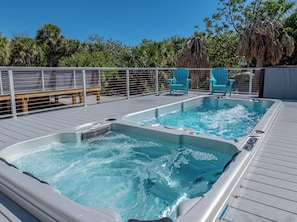 Hot tub pool combo