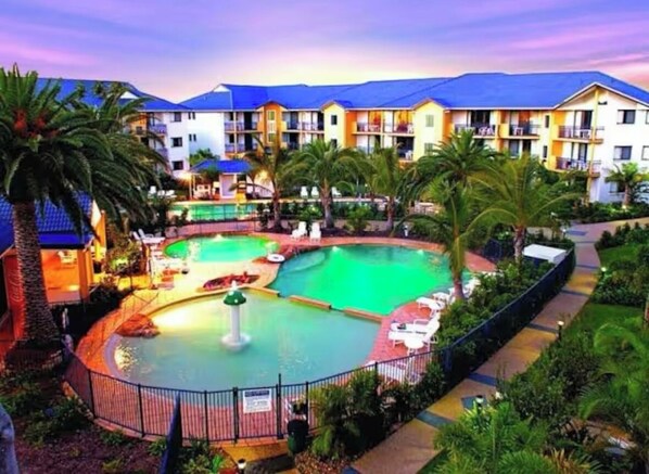 Pool