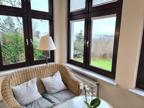 01 2-Raum-Ferienwohnung mit Meerblick u. Terrasse