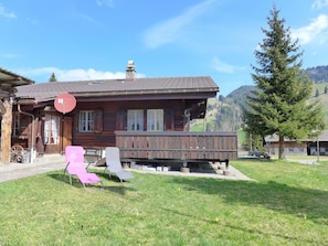 Haus, Hütte, Ländliches Gebiet, Bergstation, Gebirge, Steigung, Veranda, Blockhaus, Senke, Dorf