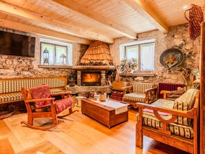 Wood, Furniture, Home, Hardwood, Cottage, Wood Stain, Room, Log Cabin, Lumber, Living Room