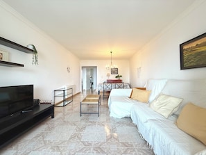 Living-dining room (4)