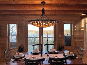 Dinner on the lake!