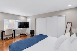 Smart TV adjusts to your viewing needs