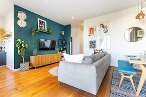 Kitchen/ Living/ Dining