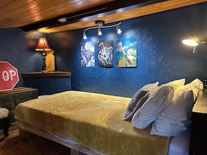 The Harry Potter loft is perfect for Xbox gaming and just tucking away!