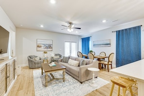 Primary Living Room | Queen Sleeper Sofa | Central A/C & Heating